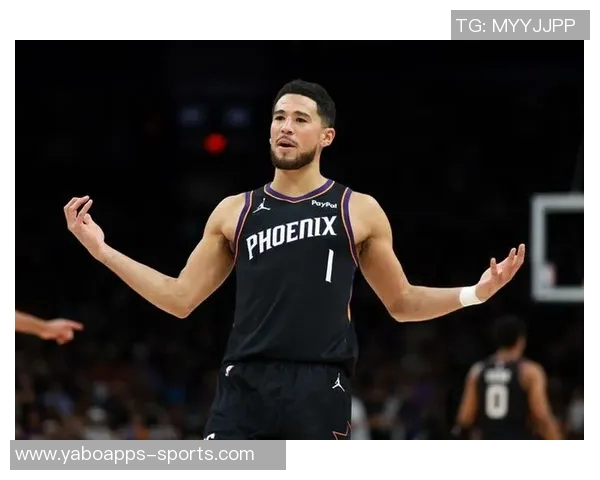 马威称赞布克全面实力训练中深刻体会他的非凡能力