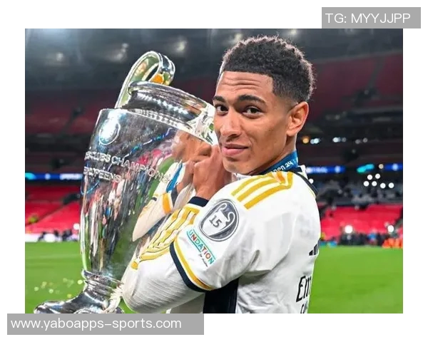 姆巴佩在社交媒体上祝贺维尼修斯获全场最佳称兄道弟心情愉悦 姆巴佩在社交媒体上祝贺维尼修斯获全场最佳称兄道弟心情愉悦