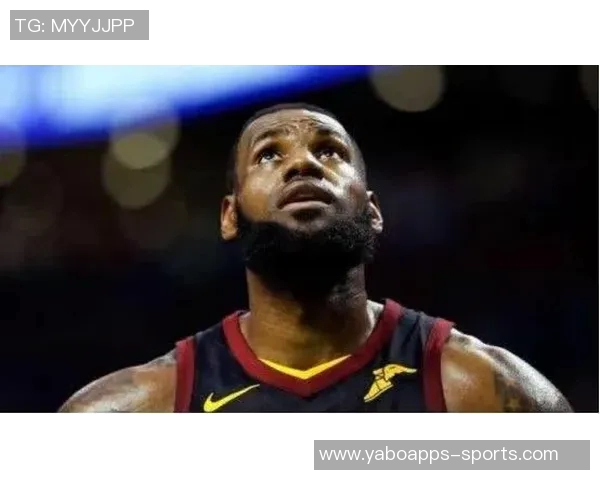 女球迷目击詹姆斯抠鼻瞬间瞬间变脸引发热议 女球迷目击詹姆斯抠鼻瞬间瞬间变脸引发热议